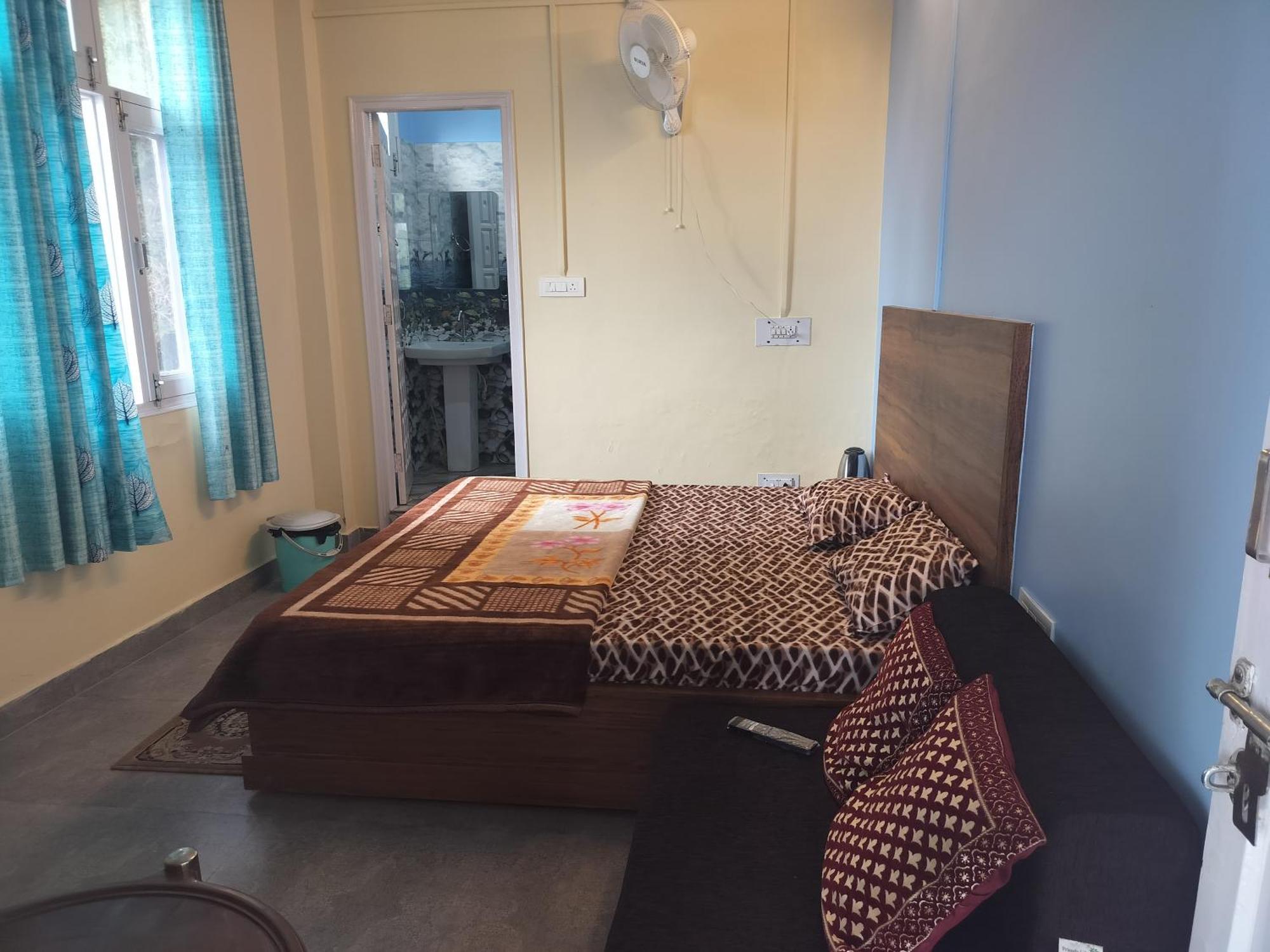 Tree Valley Homestay Chail Ngoại thất bức ảnh