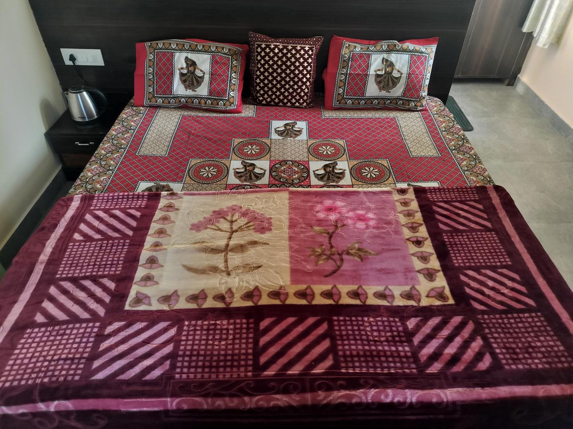 Tree Valley Homestay Chail Ngoại thất bức ảnh