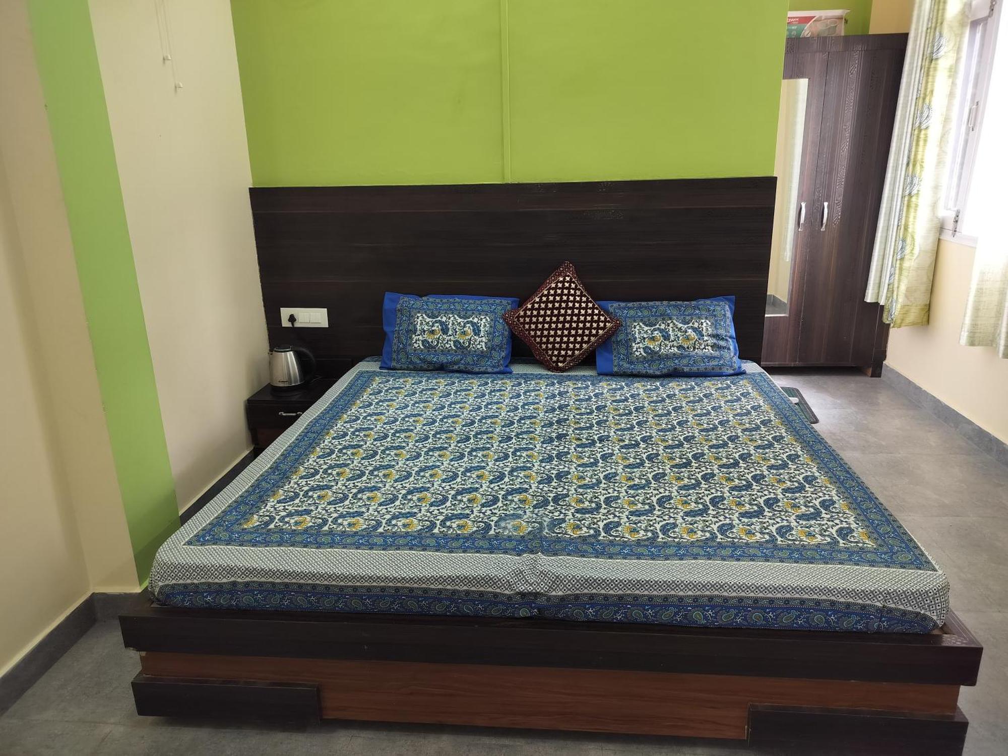 Tree Valley Homestay Chail Ngoại thất bức ảnh